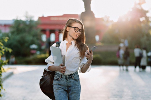Colleges no Canadá: tipos, o que é, como funciona e como ingressar!