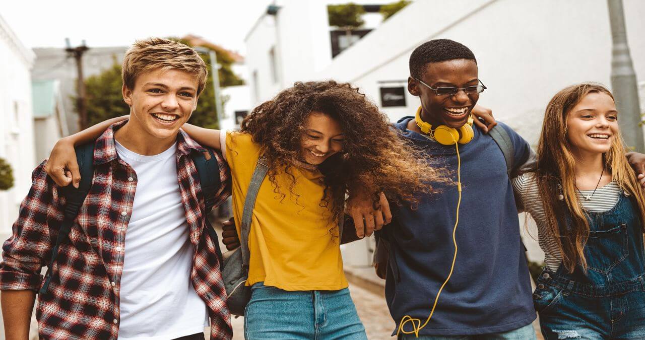 Conheça os melhores cursos para fazer na adolescência