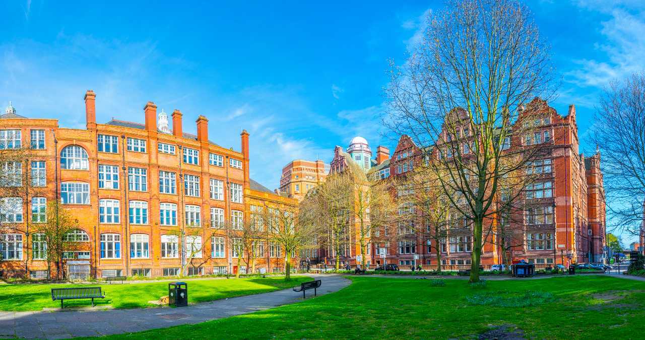 Universidade de Manchester: Conheça a MMU, na Inglaterra