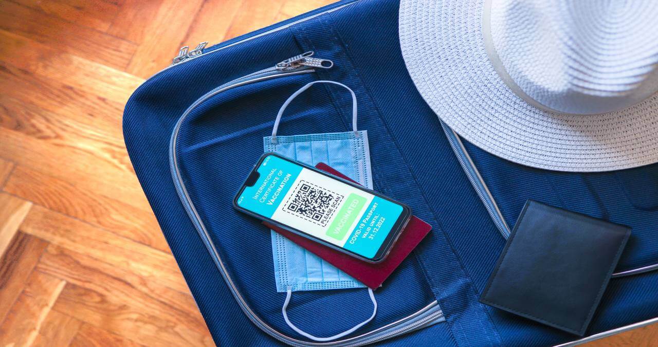 Carteira de vacinação internacional: descubra o que é e como ter