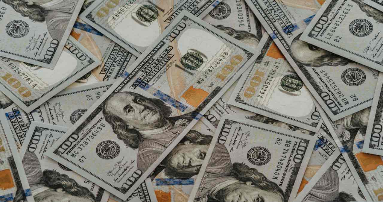Você sabe qual é o salário mínimo em Nova York? Descubra aqui!