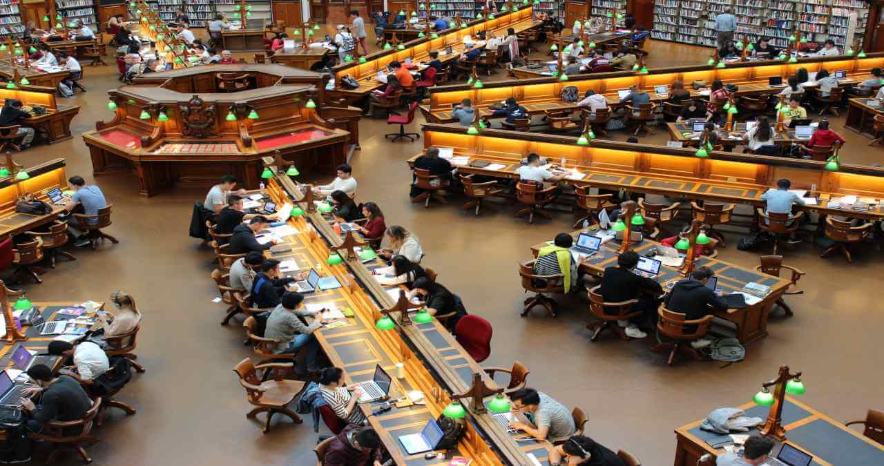 Como estudar em Harvard: saiba como entrar na faculdade