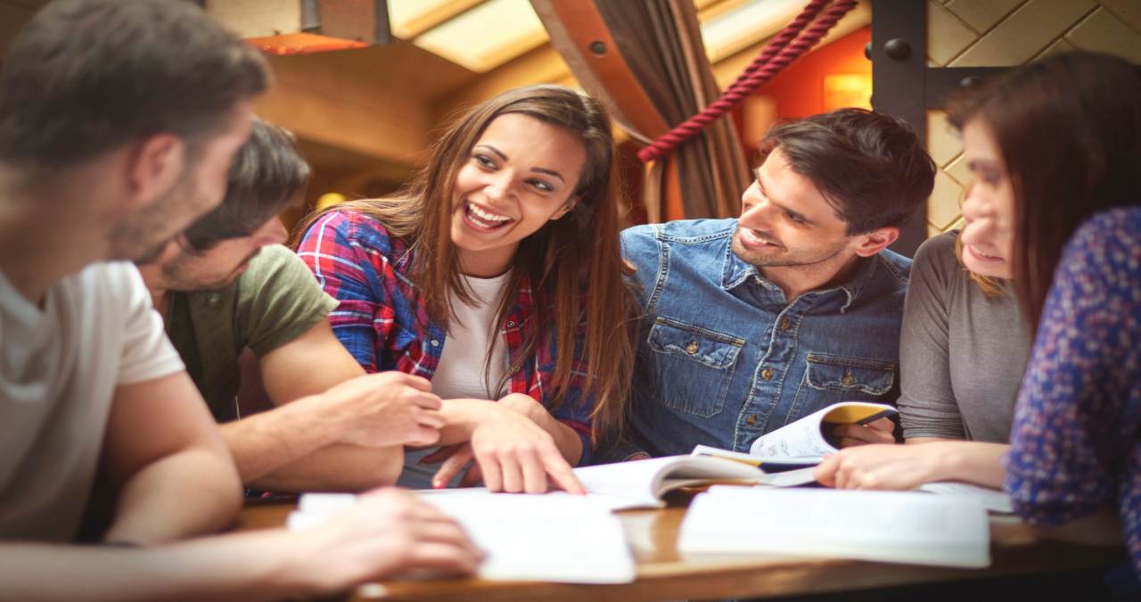 Para fazer intercâmbio precisa falar inglês